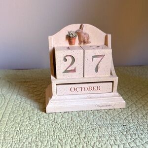 Hallmark Bunny  Nature's Sketchbook Perpetual Calendar